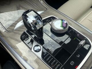 BMW X7 Individual 3.0 195kW