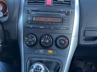Toyota Auris 1.4 66kW