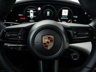 Porsche Taycan Cross Turismo 4S 420kW
