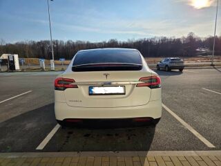 Tesla Model X 75D 158kW