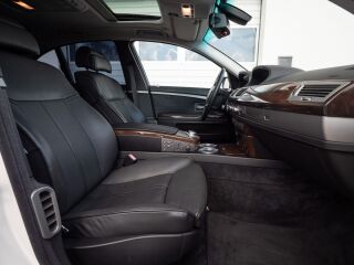 BMW 740 i 4.0 240kW