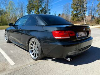 BMW 325 3.0 R6 160kW