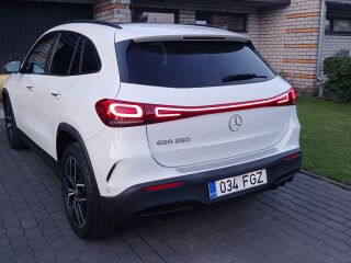 Mercedes-Benz EQA 250  AMG-Line 140kW