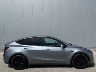 Tesla Model Y Dual Motor Performance AWD 393kW