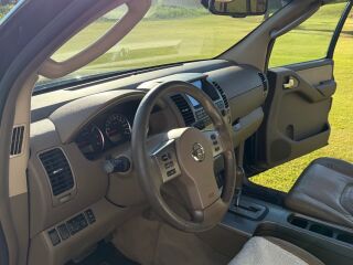 Nissan Pathfinder Staatus 55 2.5 128кВ