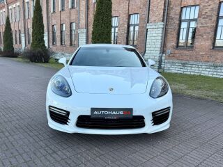Porsche Panamera 4 GTS Facelift PDK Chrono 4.8 324kW