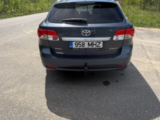 Toyota Avensis 2.0 112кВ