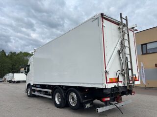 Volvo FH500 6x2*4 EURO6 + RETARDER + WOODCHIP BOX 375кВ