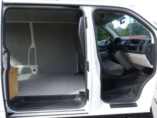 Volkswagen Transporter Long L2H1 Facelift EU5 2.0 R4 TDI 103kW