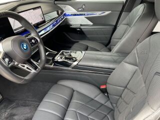 BMW i7 xDrive60  XDrive60 135kW
