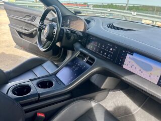 Porsche Taycan 350kW