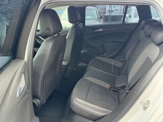 Opel Astra 1.5 90kW