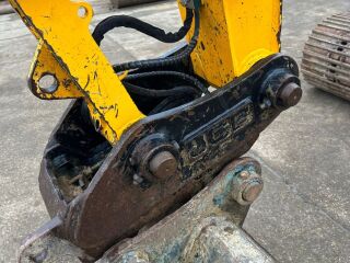 JCB JS141LC