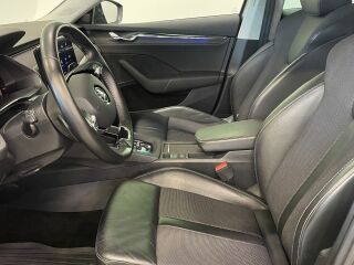 Skoda Octavia Elegance 1.5 TSI m-Hybrid 110кВ