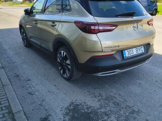 Opel Grandland X 1.6 88kW