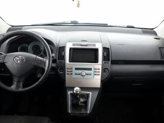 Toyota Corolla Verso Linea Sol 2.2 D-CAT 130kW