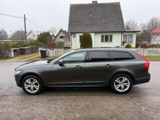Volvo V90 Cross Country Summum 2.0 D4 140kW