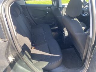 Peugeot 208 1.2 81кВ