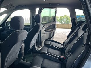Ford S-MAX 2.0 103kW