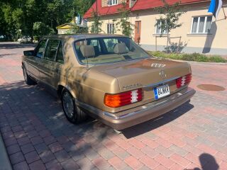Mercedes-Benz S 560 SEL
