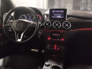 Mercedes-Benz B 180 Sports/Night package 1.8 80кВ