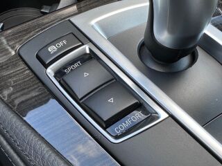 BMW 530 d xDrive Touring Luxury Edition 3.0 TwinPower Turbo 190kW