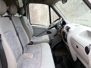 Opel Movano Van 2.5 dCi 84кВ