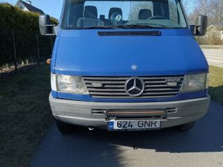 Mercedes-Benz Sprinter 412D 2.9 TDI 90kW