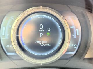 Lexus IS 300h f-sport 2.5 133kW