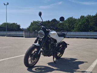 Husqvarna 401 Vitpilen 31kW