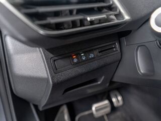 Peugeot 5008 GT Diesel 96kW