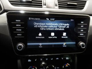 Skoda Superb AMBITION COMBI 4X4 2.0 TDI 147kW