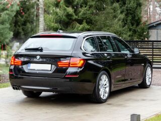 BMW 523 i Touring Sport Package 3.0 R6 150kW