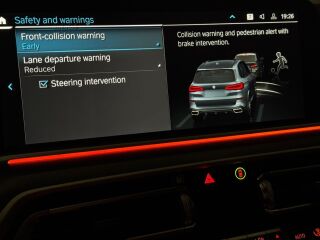 BMW X5 xDrive 45e M-Sportpakett Plug-In-Hybrid 3.0 290kW