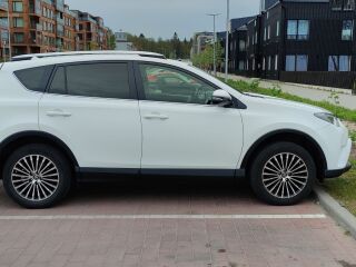 Toyota RAV4 2.0