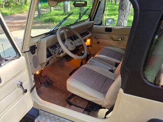 Jeep Wrangler 2.5 4D56T 85кВ
