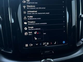 Volvo XC60 AWD Momentum Pro 2.0 B4 145кВ