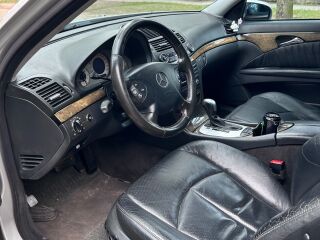 Mercedes-Benz E 270 Avantgarde 2.7 130kW