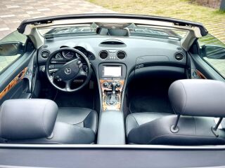 Mercedes-Benz SL 550 5.5 V8 285kW