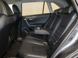 Toyota RAV4 Premium AWD 2.5 131кВ