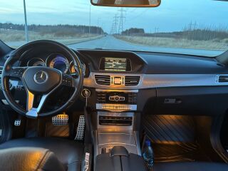 Mercedes-Benz E 220 2.1 125kW