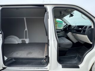 Volkswagen Transporter L2H1 Dsg 2.0 Tdi 110kW
