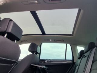Volkswagen Tiguan HIGHLINE 4-Motion 2.0 140кВ
