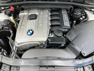 BMW 330 Xi M-Pakett 3.0 190кВ