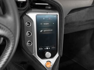 McLaren 750S 4.0 552kW