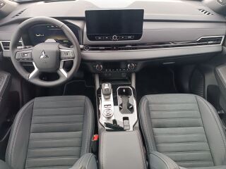 Mitsubishi Outlander Instyle 4WD 2.4 PHEV 225kW