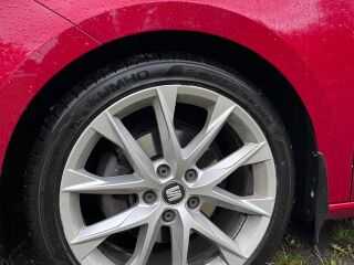 SEAT Leon FR 1.4 110кВ
