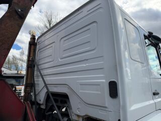 Mercedes-Benz Axor 2533 HMF 2820 + Trailer