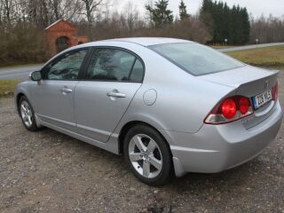 Honda Civic Executive 1.8 103kW