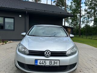 Volkswagen Golf 1.4 TSI 90кВ
